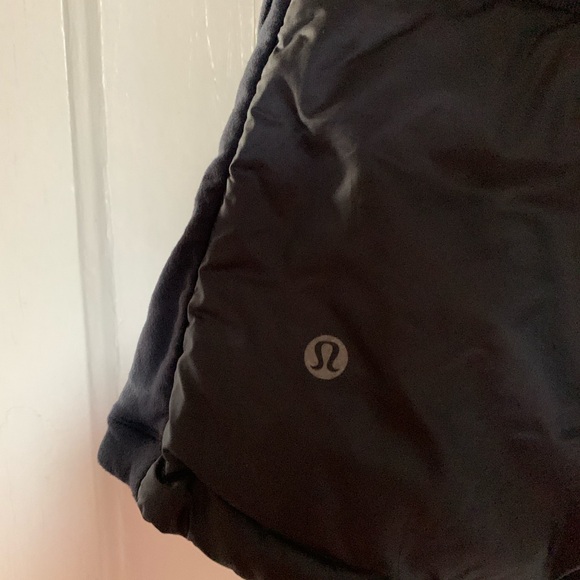 Lululemon Down Running Vest 6 - Picture 10 of 15